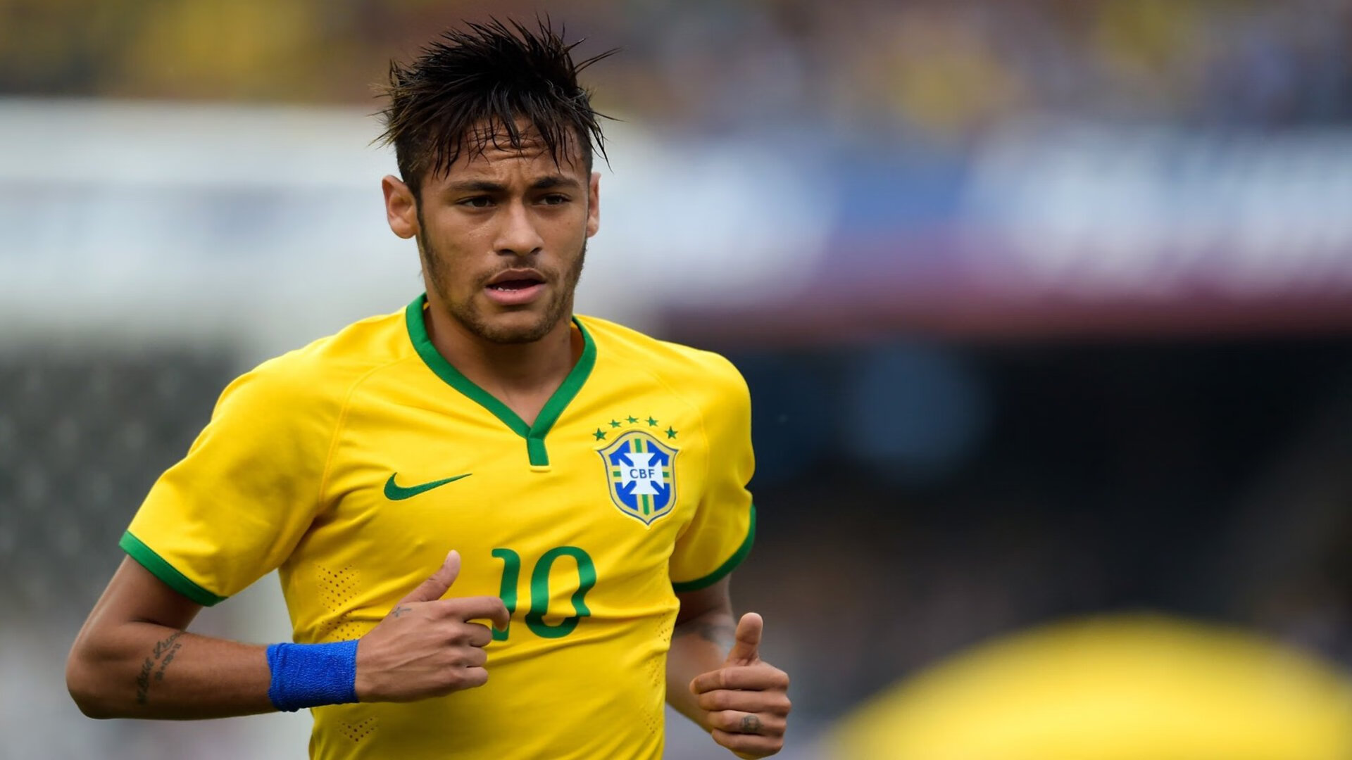 电竞赛场焦点！法国队对阵德国队，核心球员受伤，球队前景蒙阴影